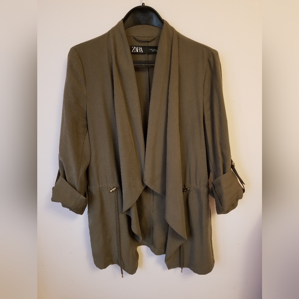Zara Flowy Drawstring jacket